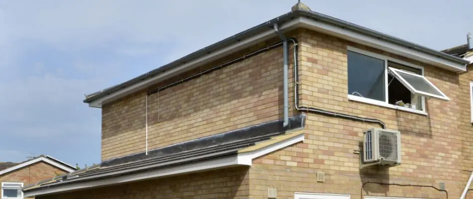 How to combat and control condensation in your roof space