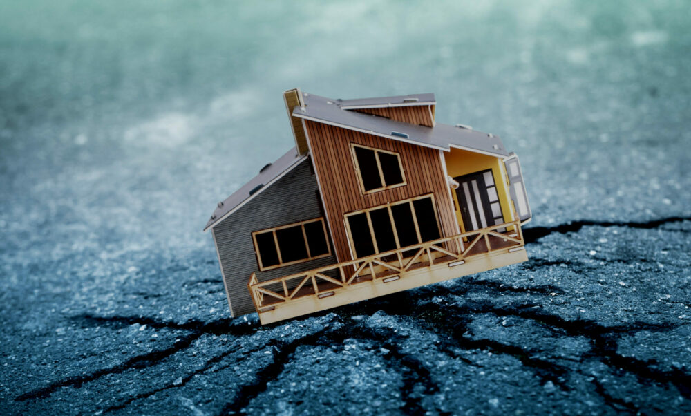 Warning signs of structural damage Architects Certificate