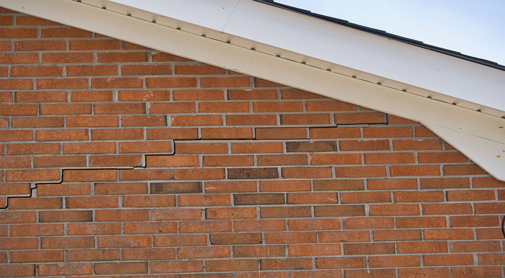 new build settlement cracks