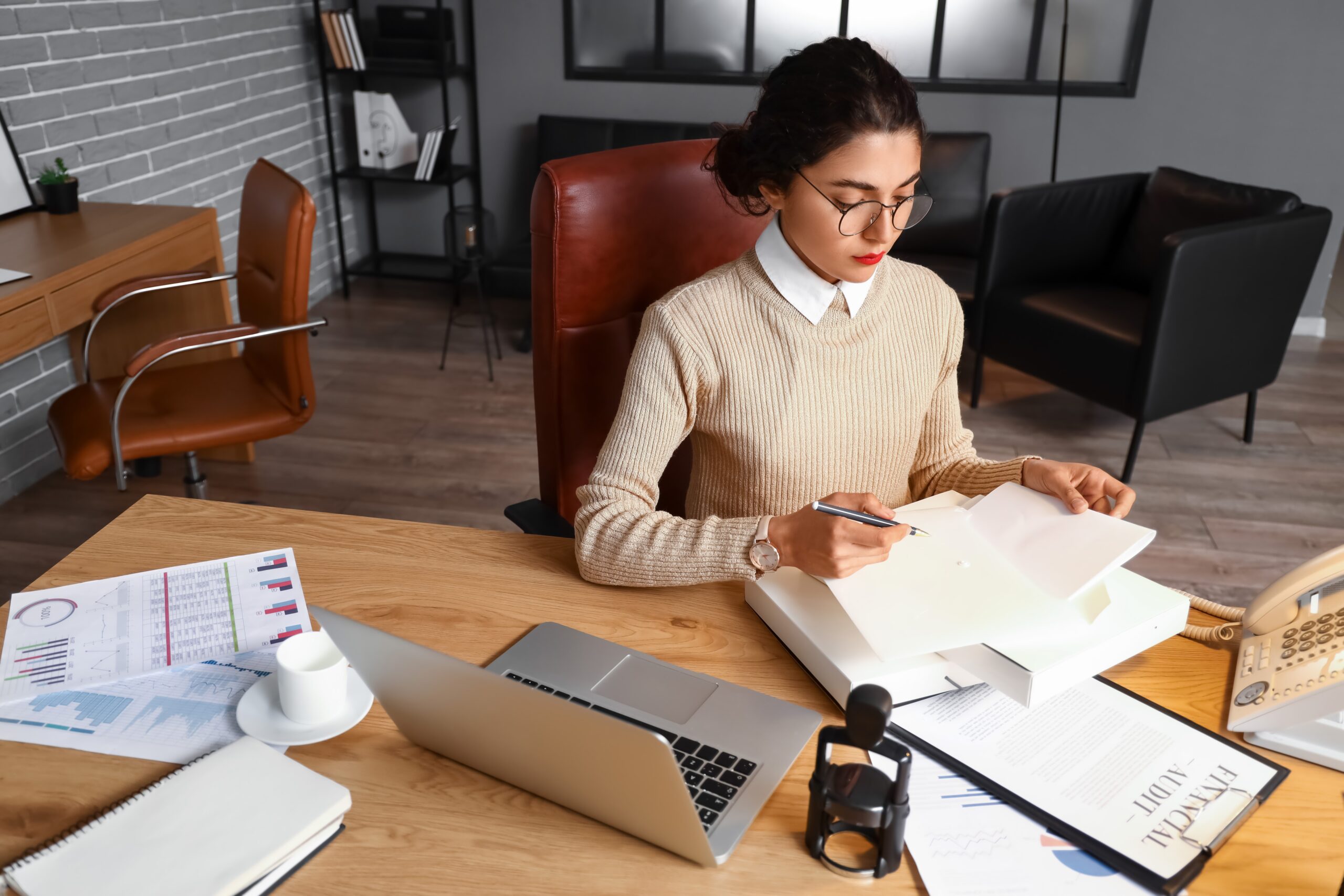 Vacancy Junior Underwriter scaled